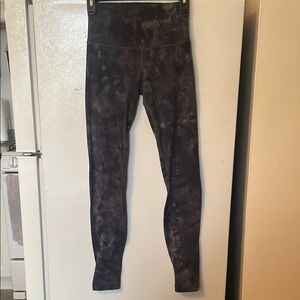 Lululemon Size 4 Leggings 29” inseam